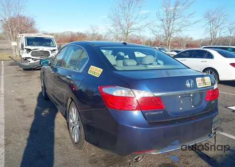 2013 Honda Accord Ex-L V-6 z USA, uszkodzony, nr VIN 1HGCR3F82DA009401